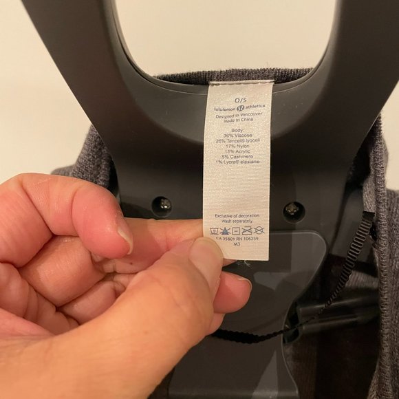 Lululemon Multi-ways Poncho - Picture 6 of 7